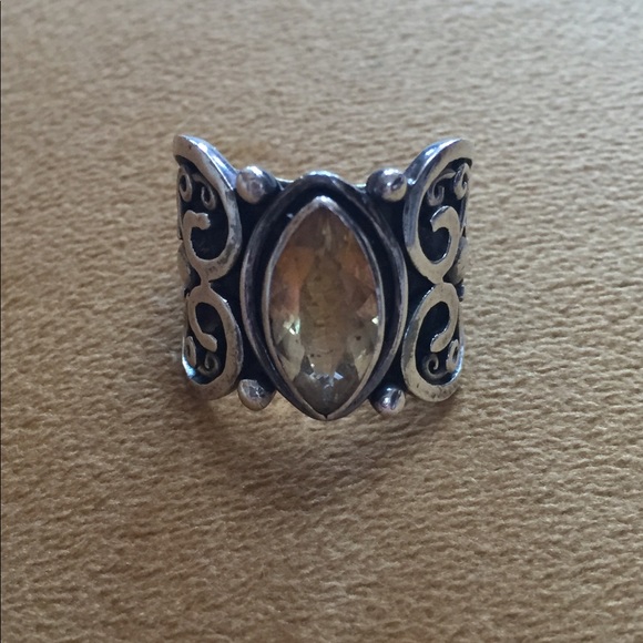 Sterling Silver and Citrine Ring - Picture 4 of 7